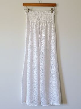 South Moon Under White Eyelet Smocked Lace Cover Up Pants - Medium
